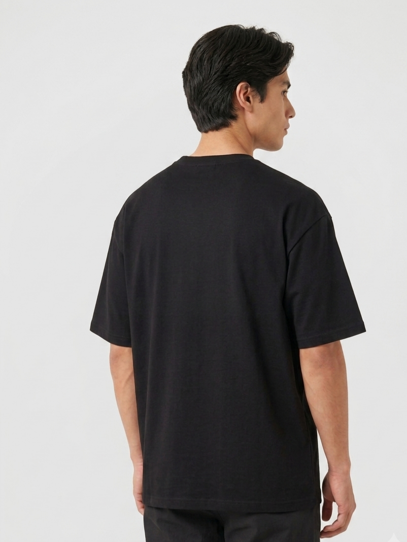 Raciouse's black oversize printed tshirt